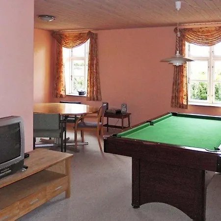 Vakantiehuis Sleeps 20 Pool Wifi *